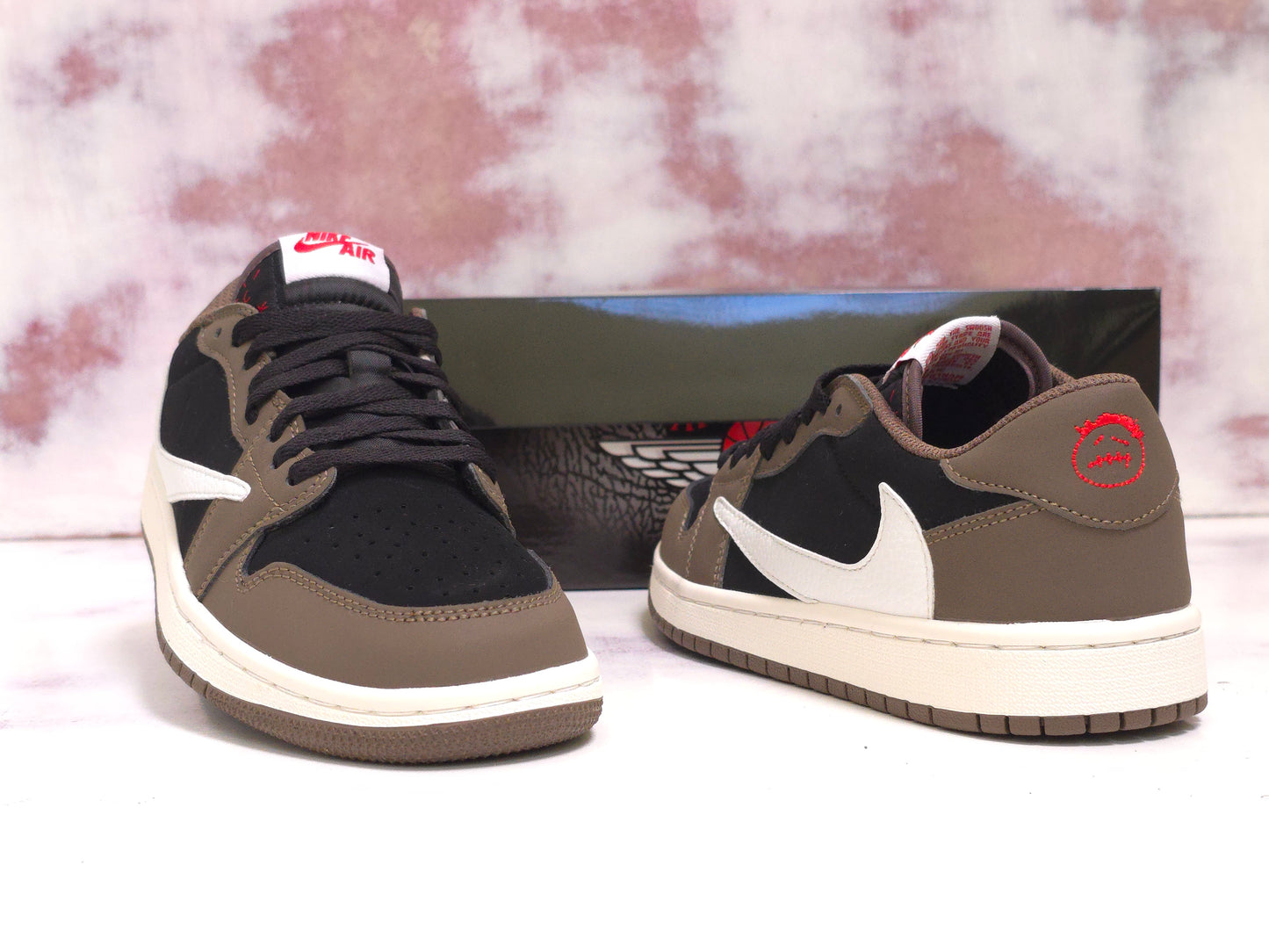 JRDN JUMPMAN JACK TRAVIS SCOTT LOW R1 RETRO 1 MOCHA