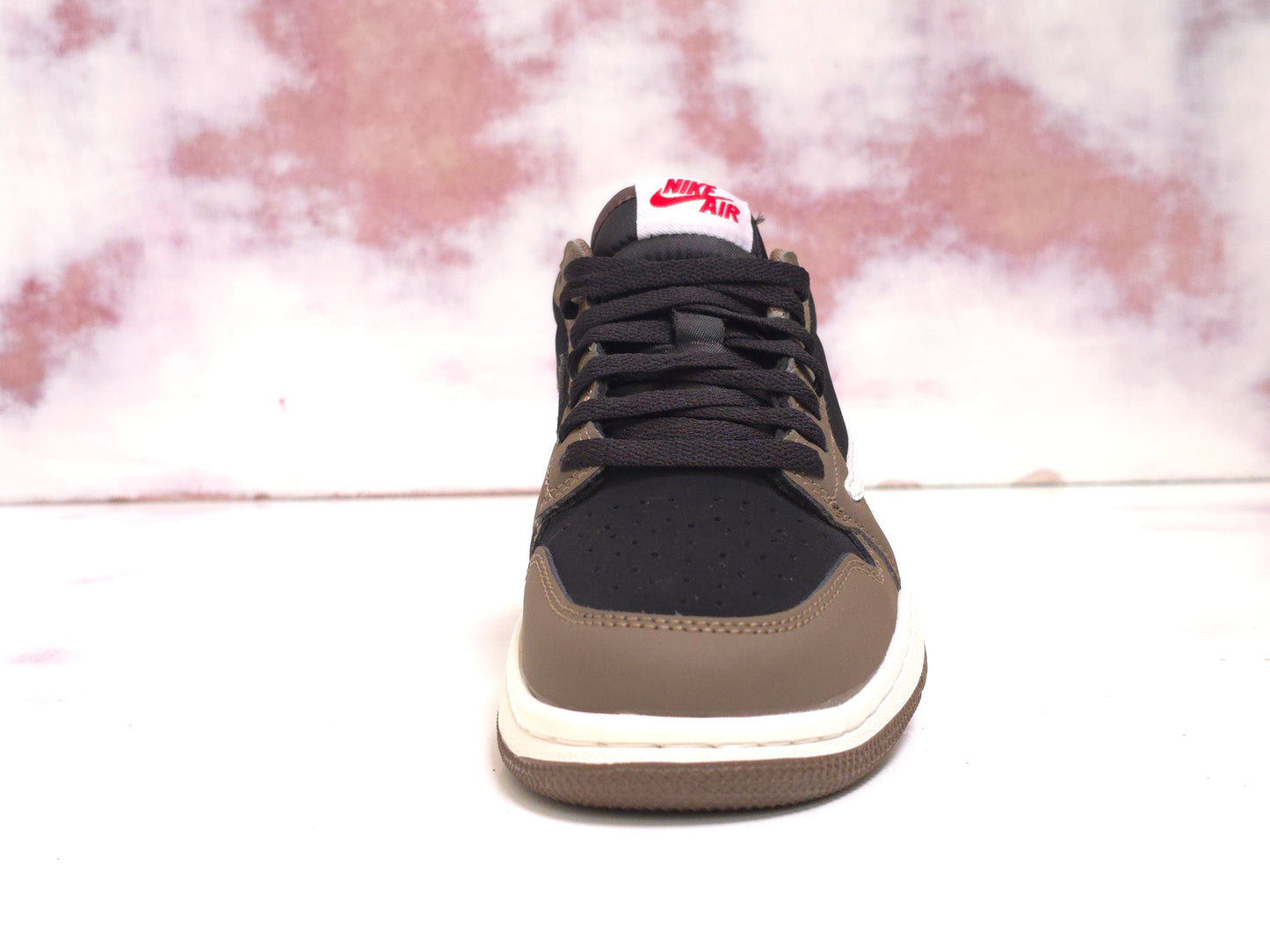 JRDN JUMPMAN JACK TRAVIS SCOTT LOW R1 RETRO 1 MOCHA