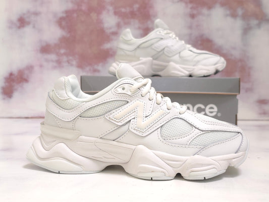 NW BALANCE 9060 TRIPLE WHITE