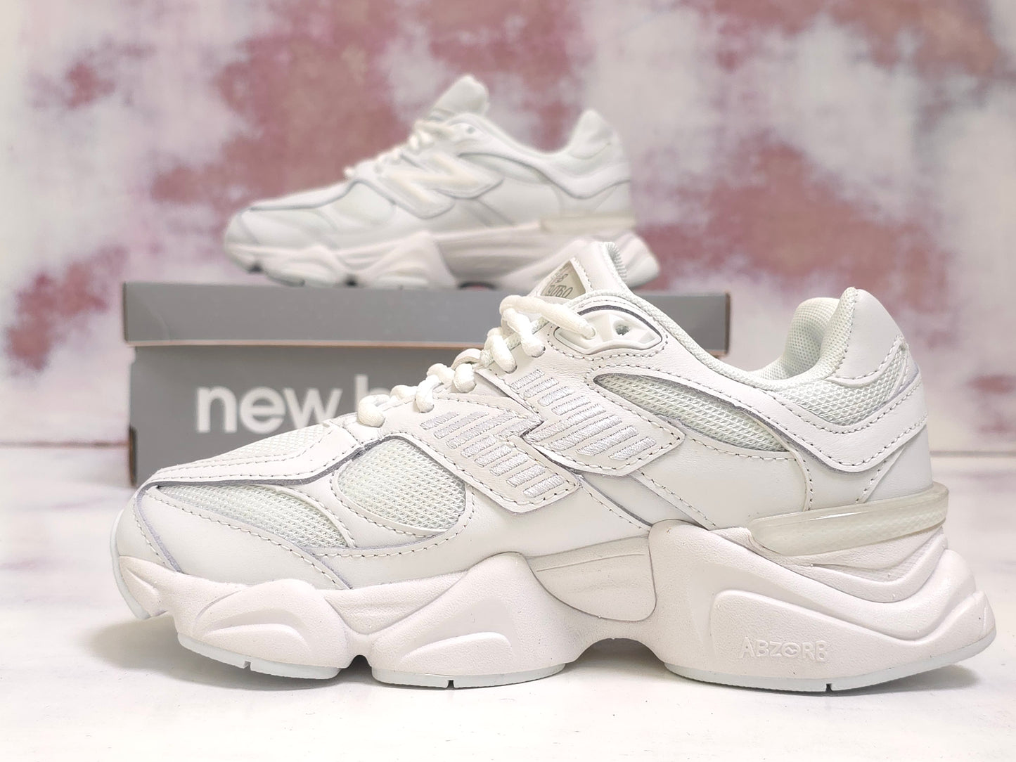 NW BALANCE 9060 TRIPLE WHITE