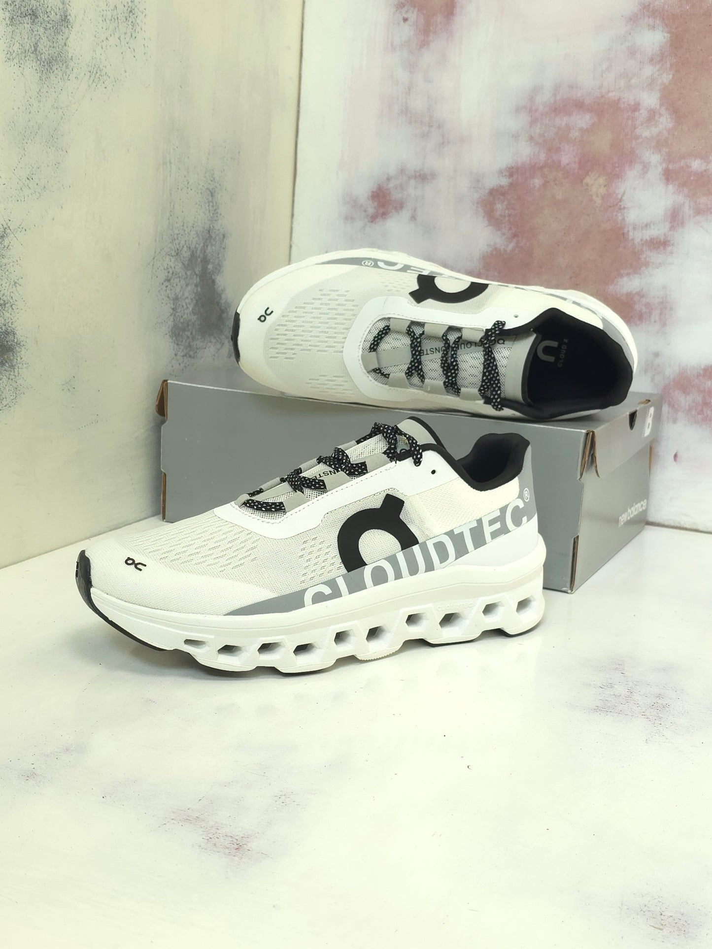 0N Cloudmonster blanco
