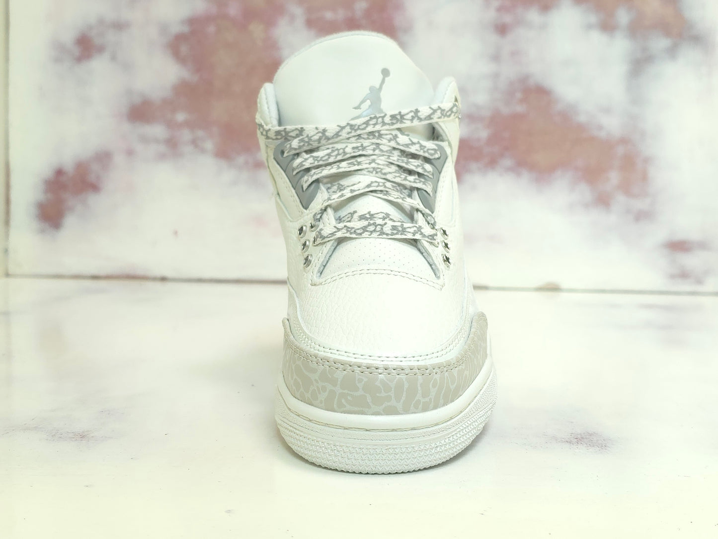 JRDN RETRO 3 PURE MONEY R3