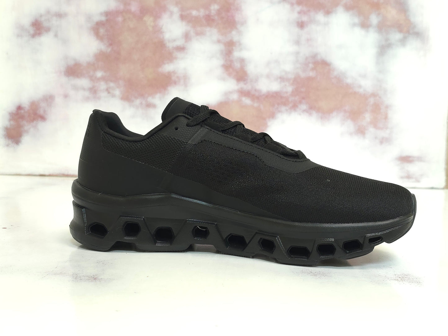 0N Cloudmonster BLACK