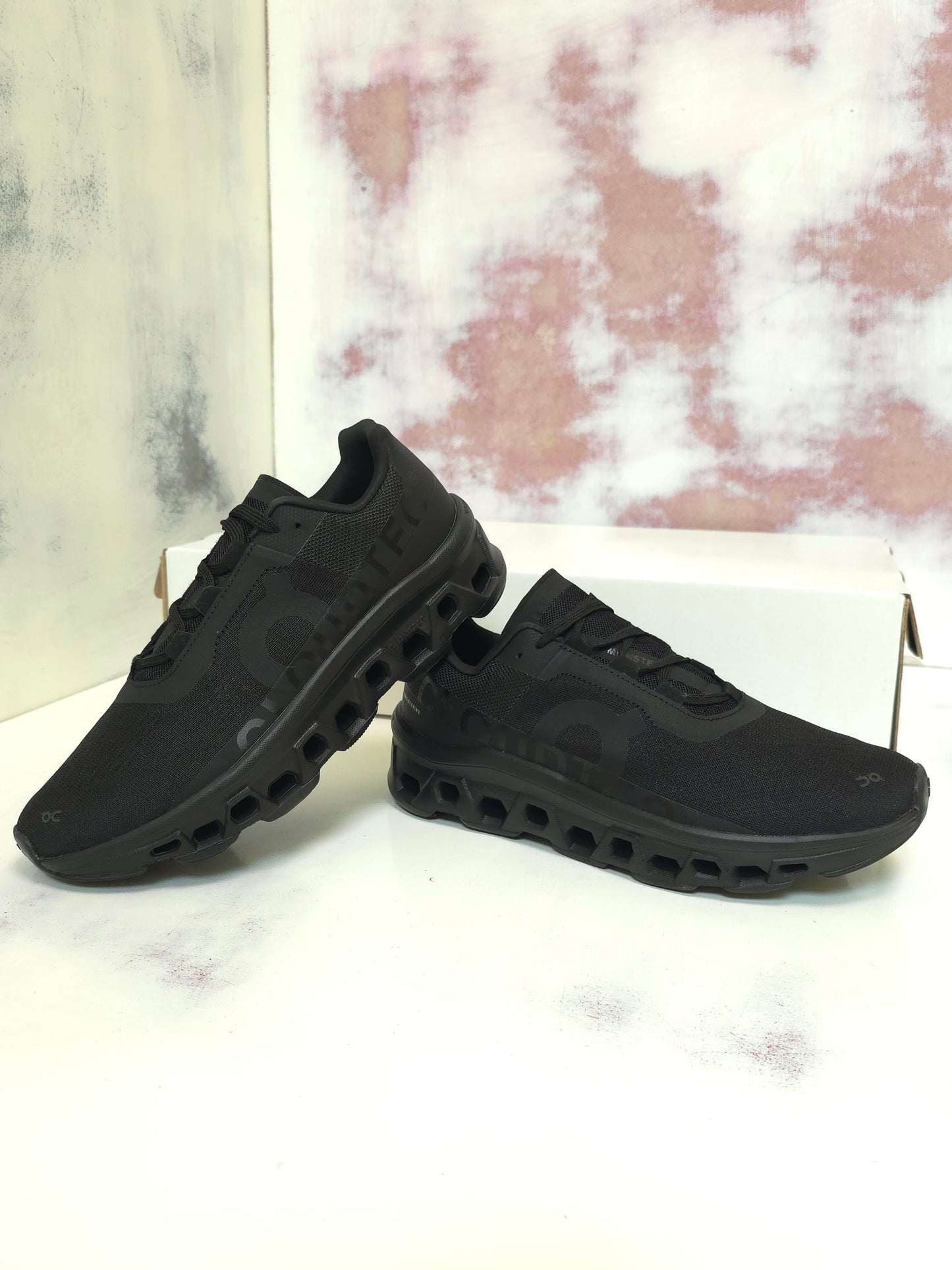 0N Cloudmonster BLACK