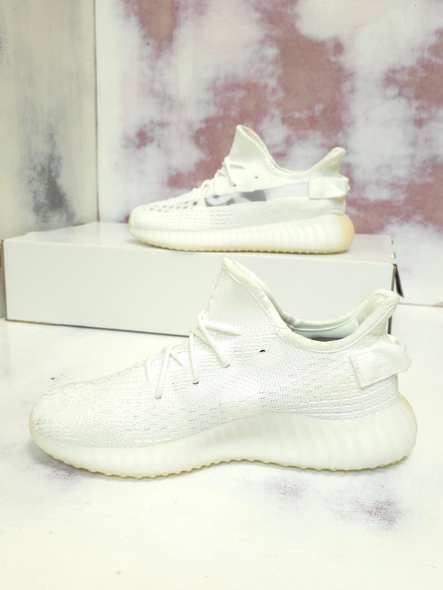 ADDS YZY 350 WHITE SNOW