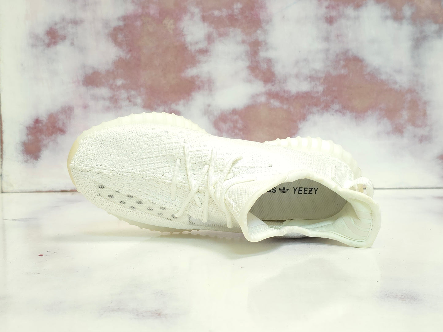 ADDS YZY 350 WHITE SNOW