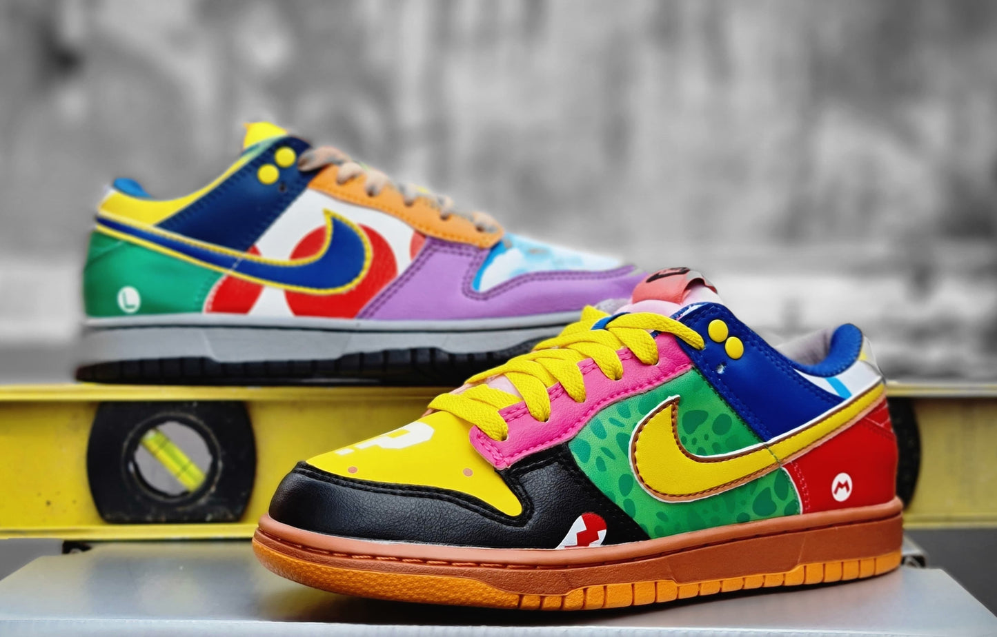 NKE SB DUNK LOW MARIO VS LUIGUI ESPECIAL EDITION