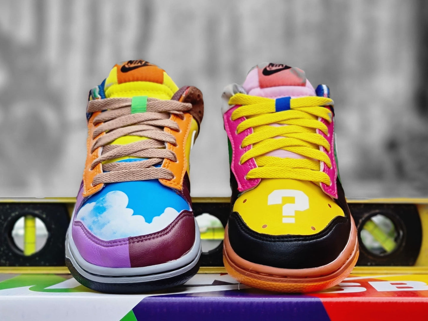 NKE SB DUNK LOW MARIO VS LUIGUI ESPECIAL EDITION