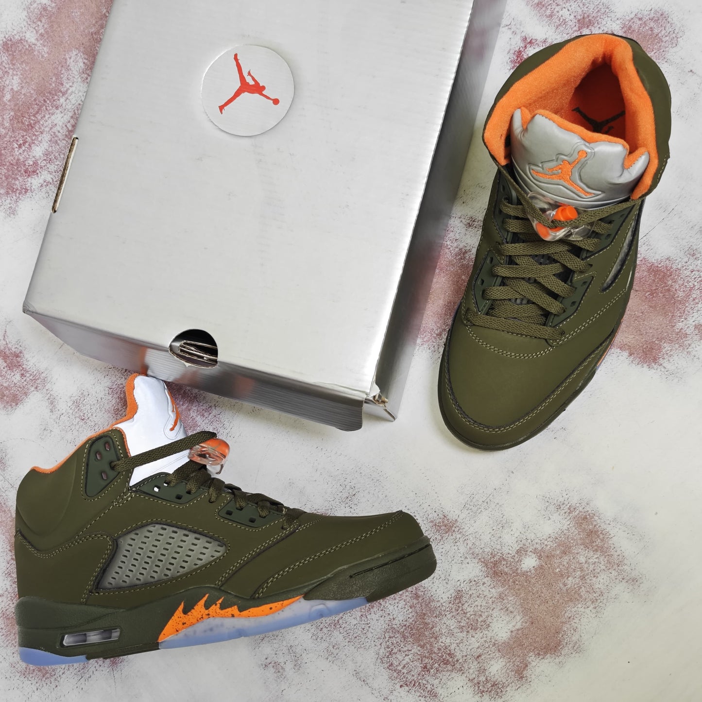 JRDN RETRO 5 OLIVE