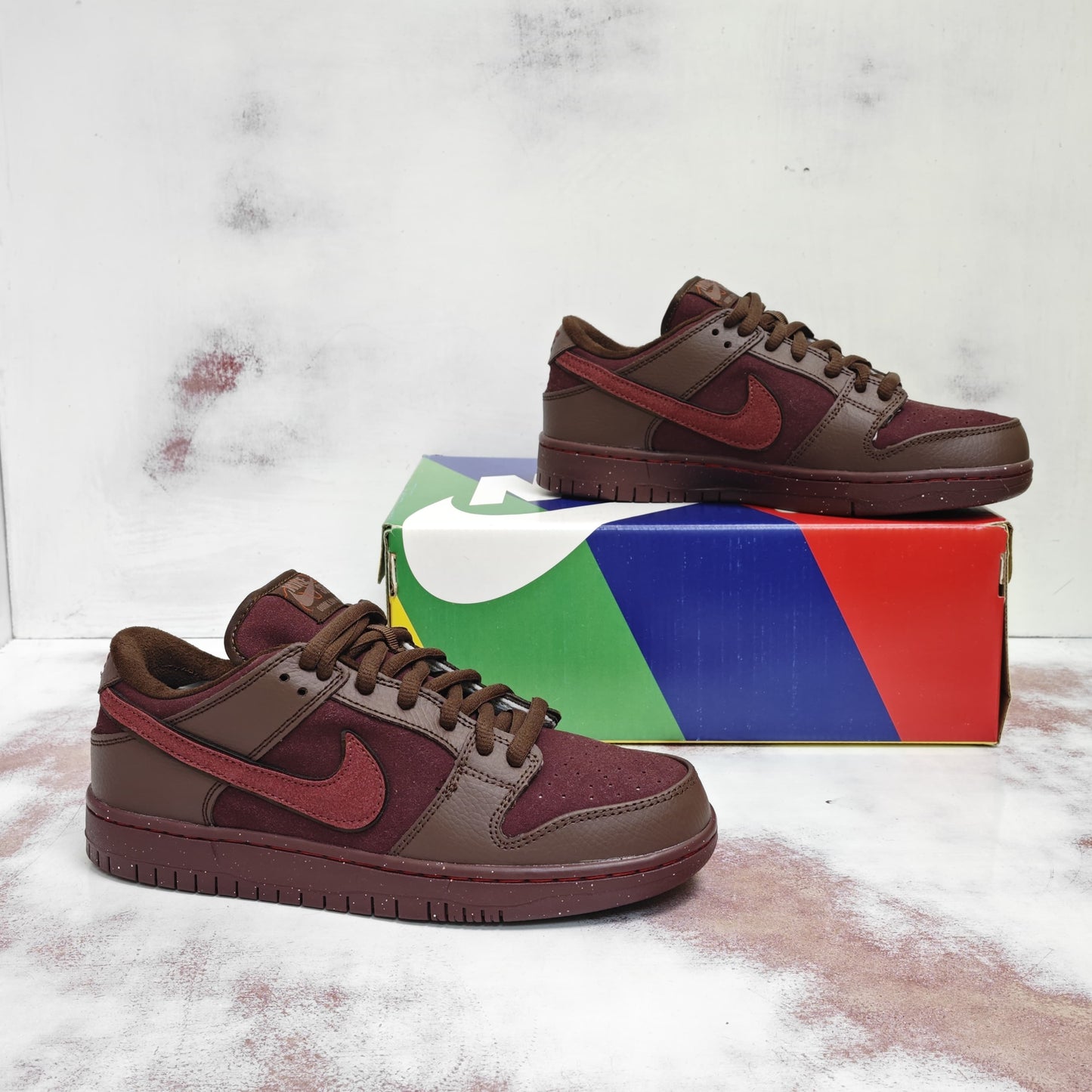 NKE SB DUNK LOW PRO CITY OF LOVE
