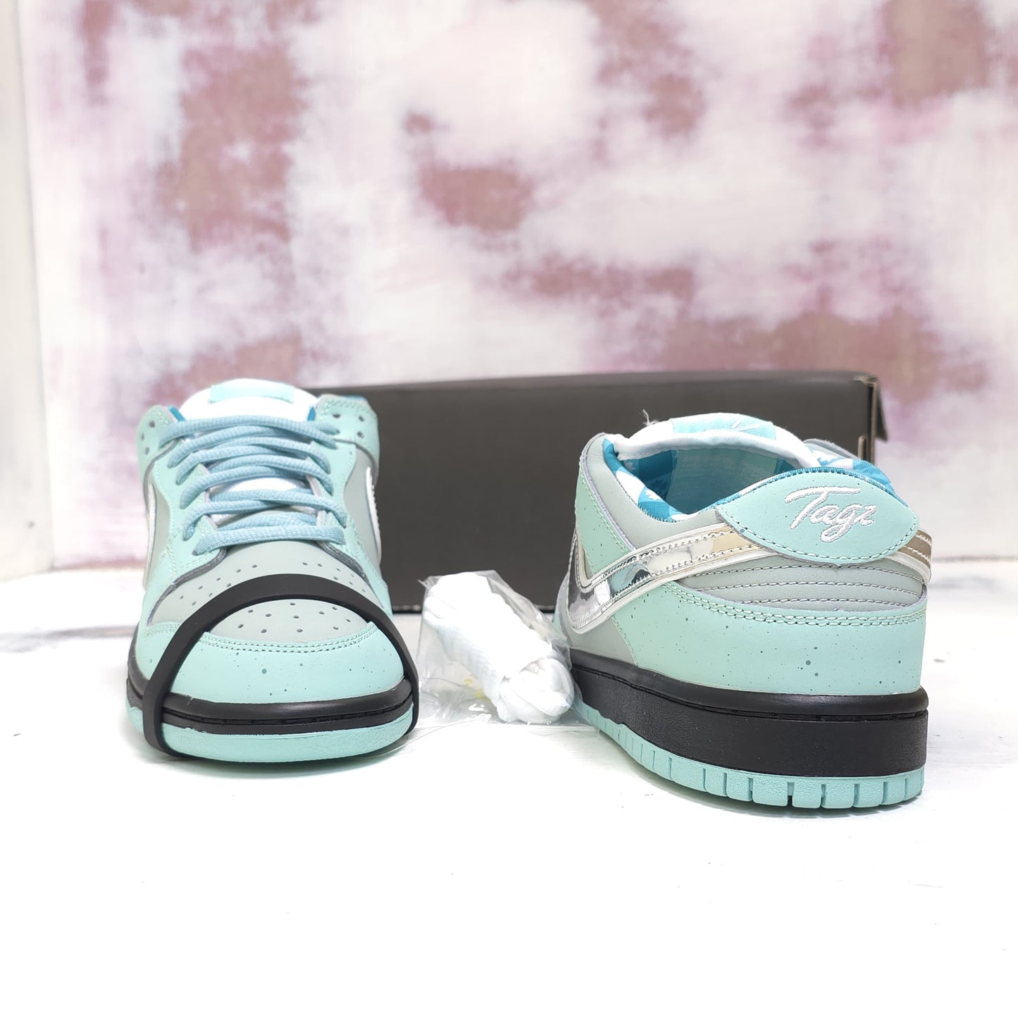 NKE SB DUNK LOW MINT LOBSTER