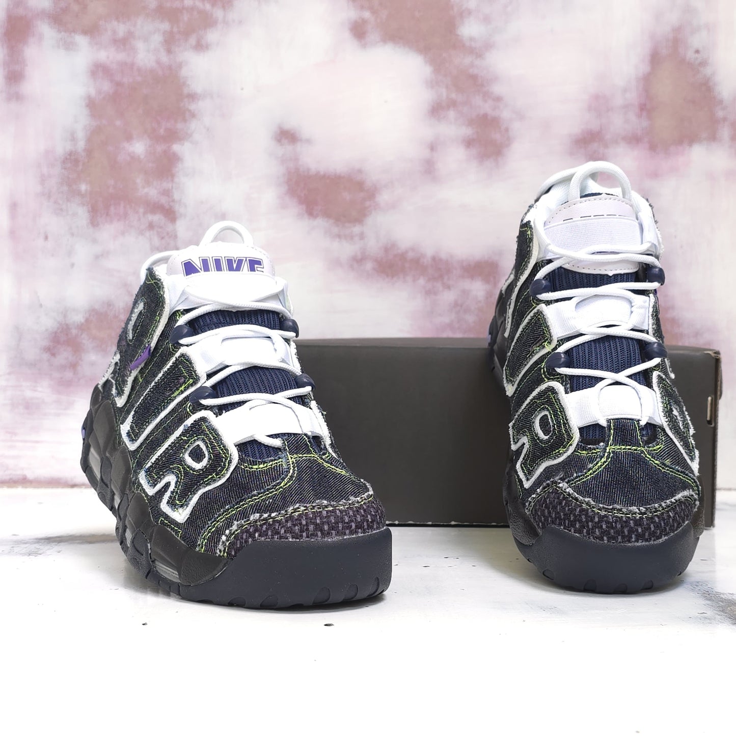 NKE UPTEMPO PIPEN DENIM