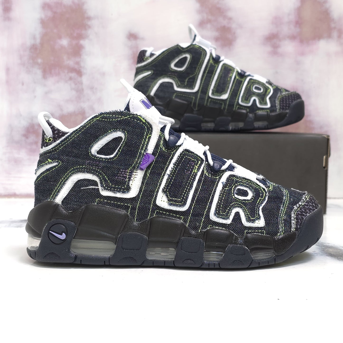NKE UPTEMPO PIPEN DENIM