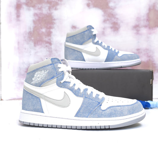 JRDN RETRO 1 HYPER ROYAL BLUE