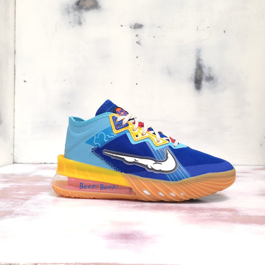 NKE LEBRON 18 COYOTE VS CORRECAMINOS