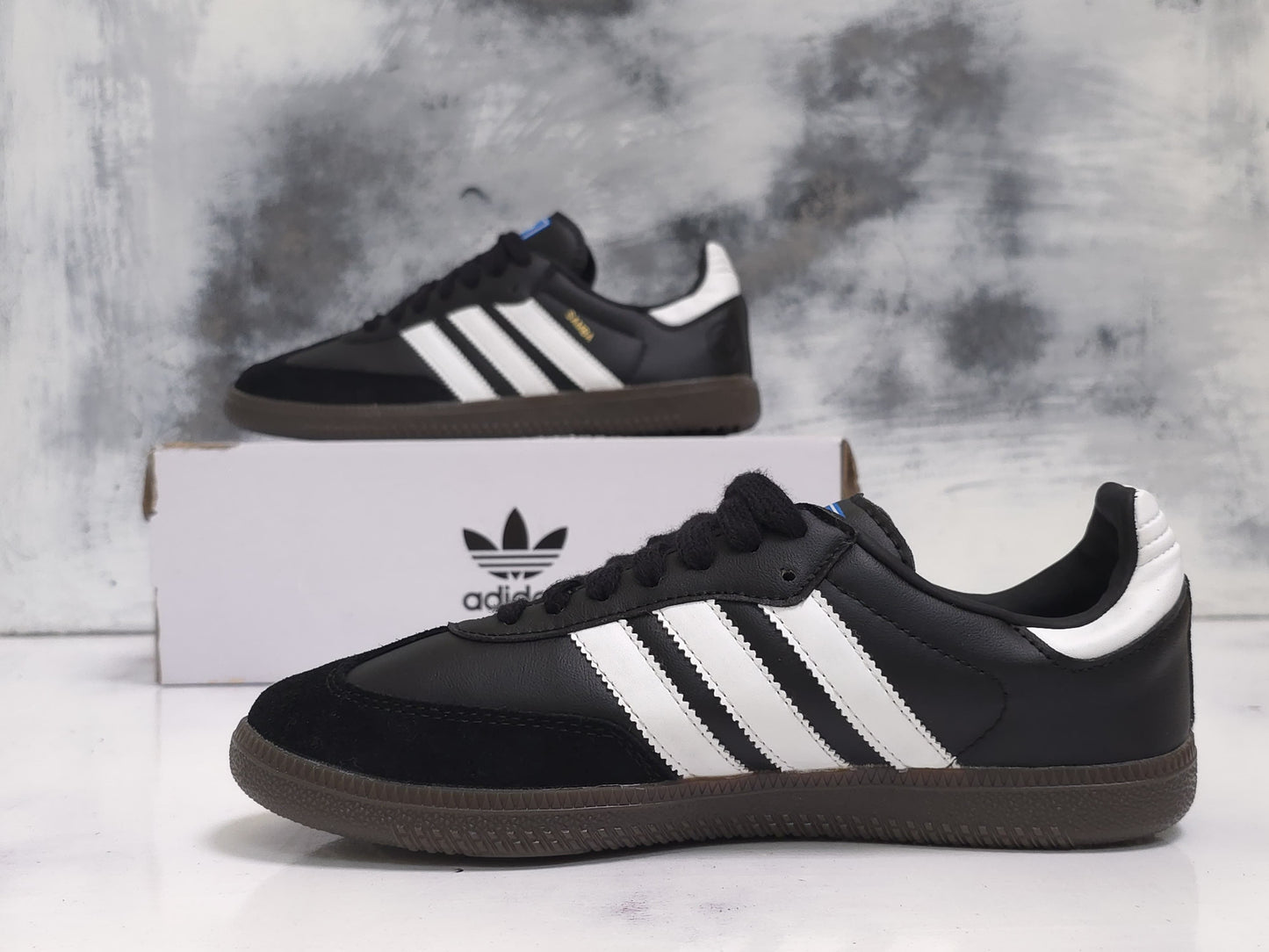 ADDS SAMBA OG CLASIC BLACK & WHITE