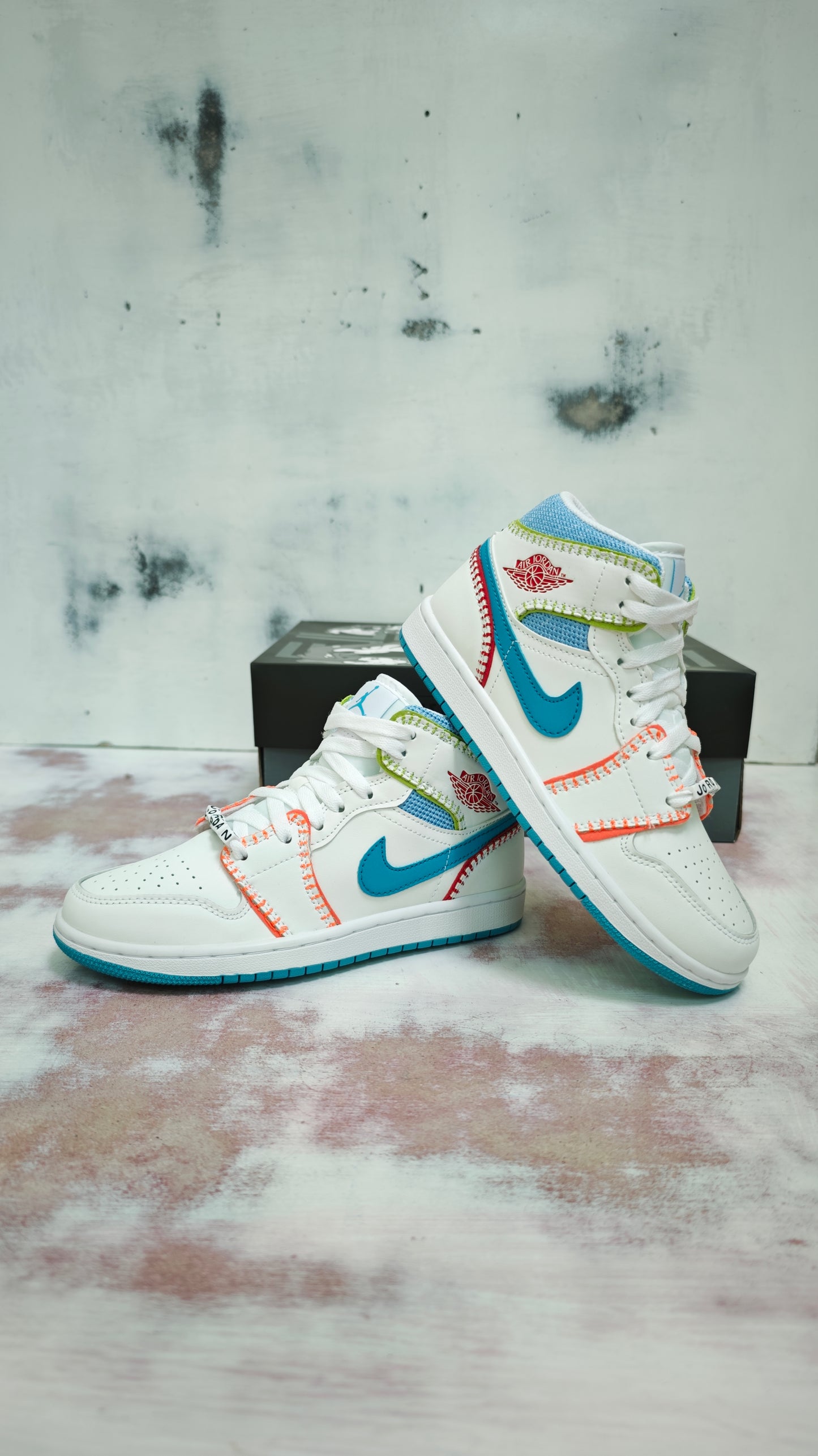 JRDN RETRO 1 Multi knit