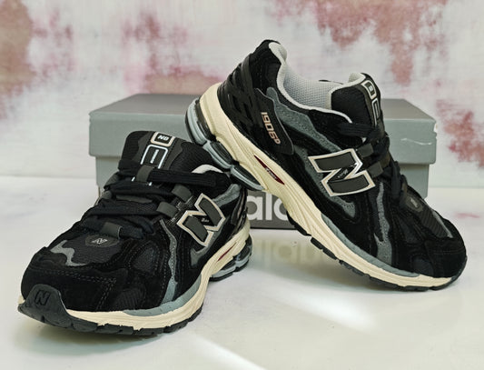 NW BALANCE 1906D Refined Future