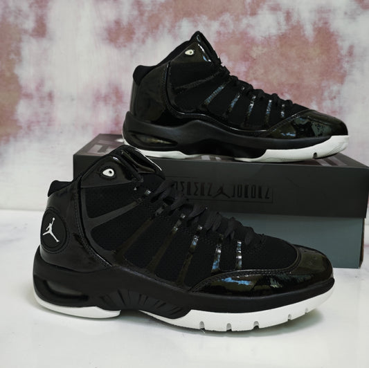 JRDN RETRO PLAY IN THESE