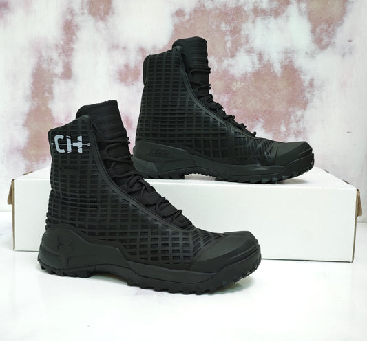 UND ARMR TACTICA FUSE BLACK