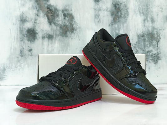 JRDN RETRO 1 TIK TOK R1 LOW