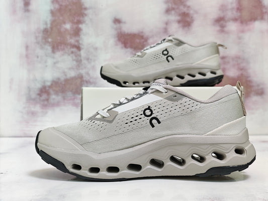 0N CLOUD SURFER TRAIL CAST