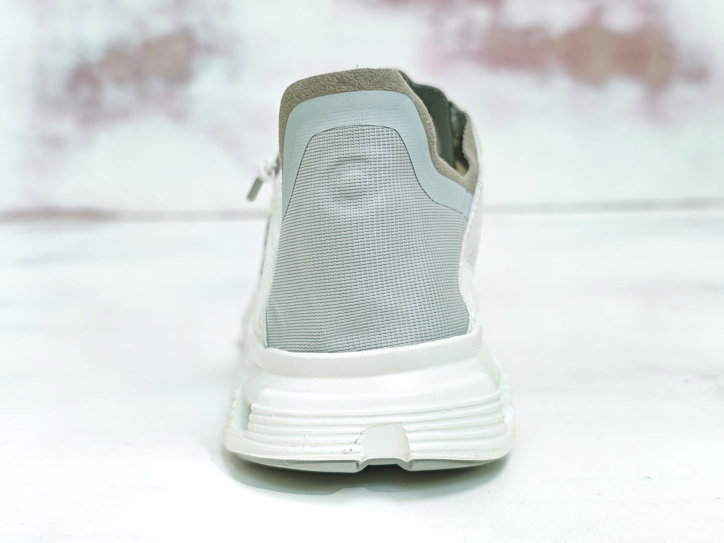 0N CLOUD COAST WHITE