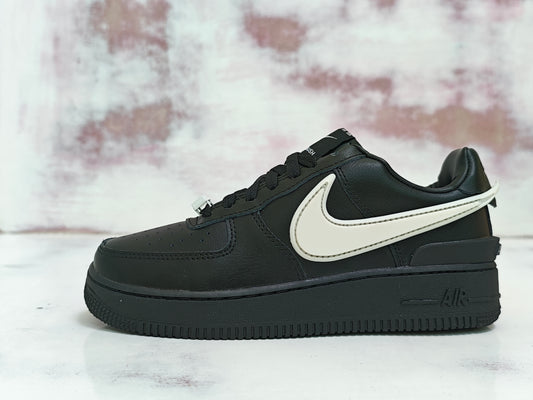 NKE FORCE AMBUSH BLACK