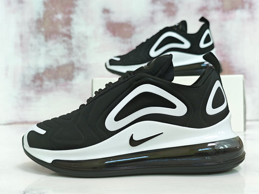 NK AIRMAX 720 BLACK & WHITE