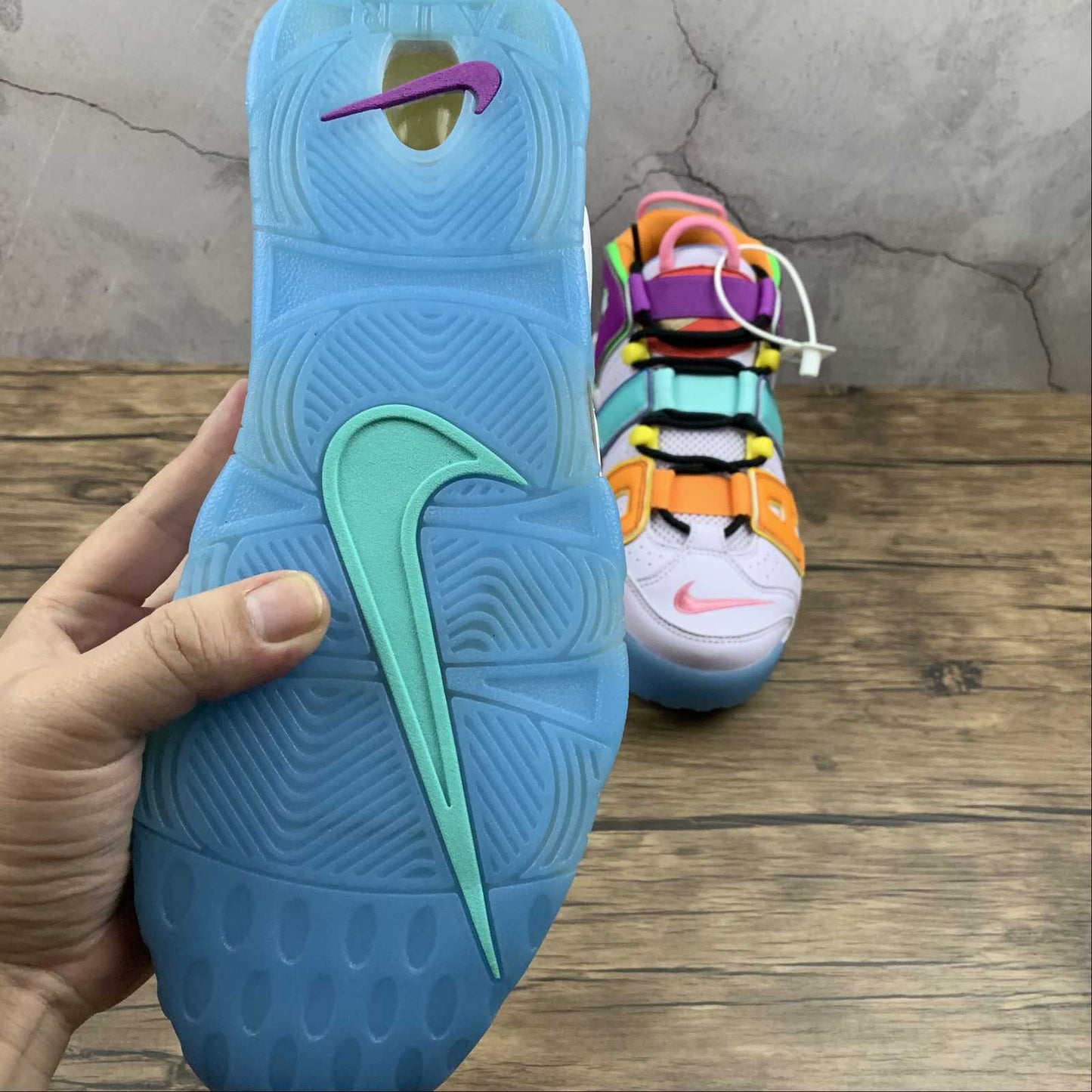 NKE UPTEMPO PIPEN MULTI COLOR