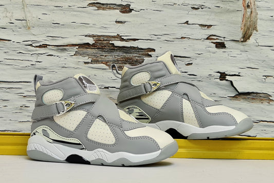 JRDN RETRO 8 COOL GREY