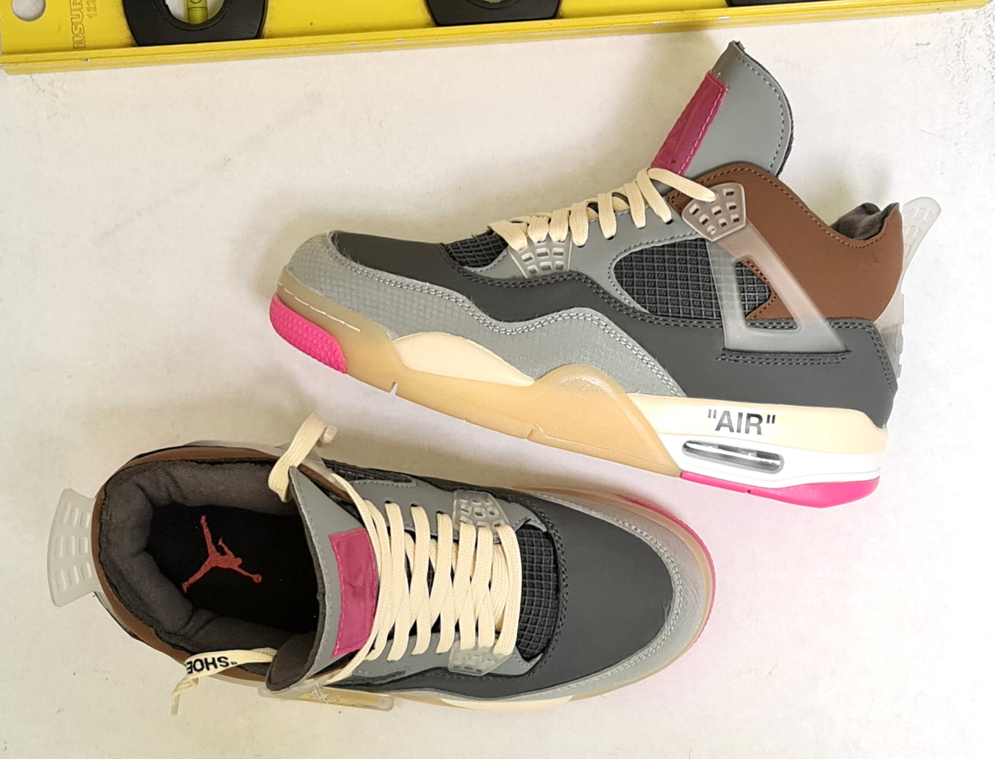 JRDN 4 OFF WHITE GREY