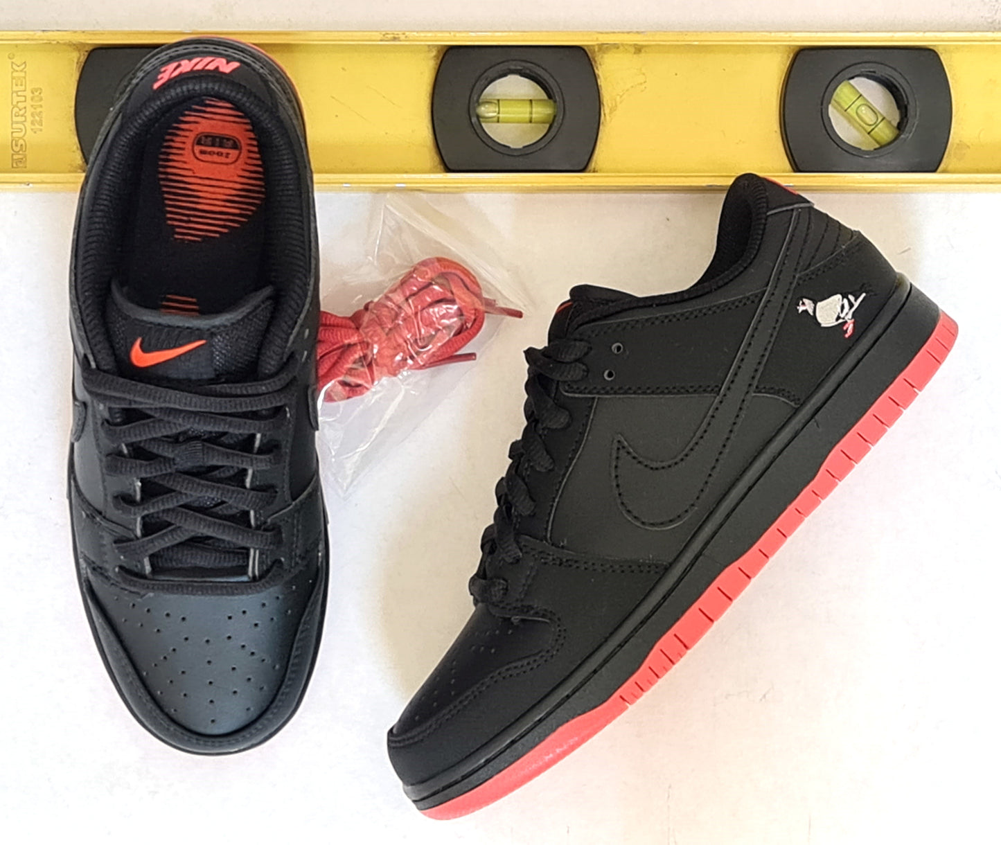 NKE SB DUNK LOW REY PALOMO