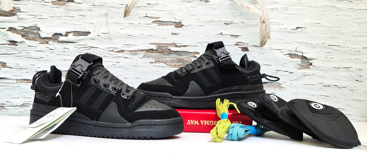 ADDS FORUM LOW BAD BUNNY TRIPLE BLACK