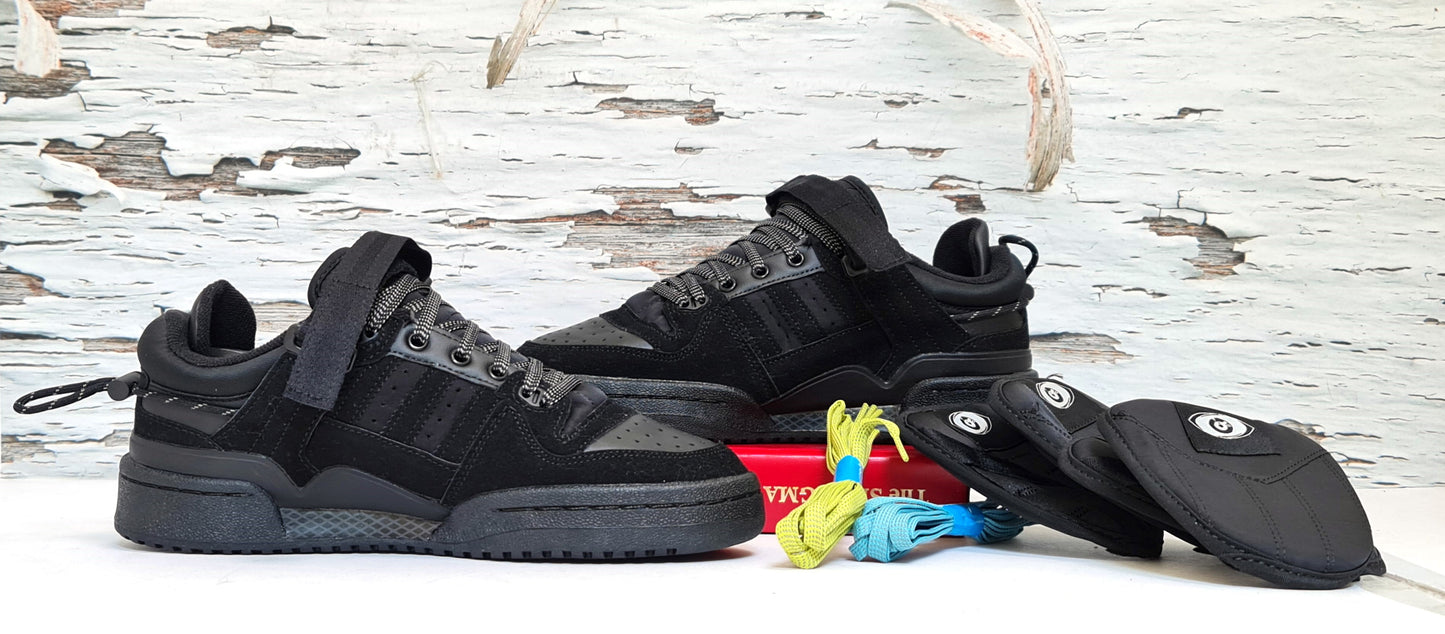 ADDS FORUM LOW BAD BUNNY TRIPLE BLACK