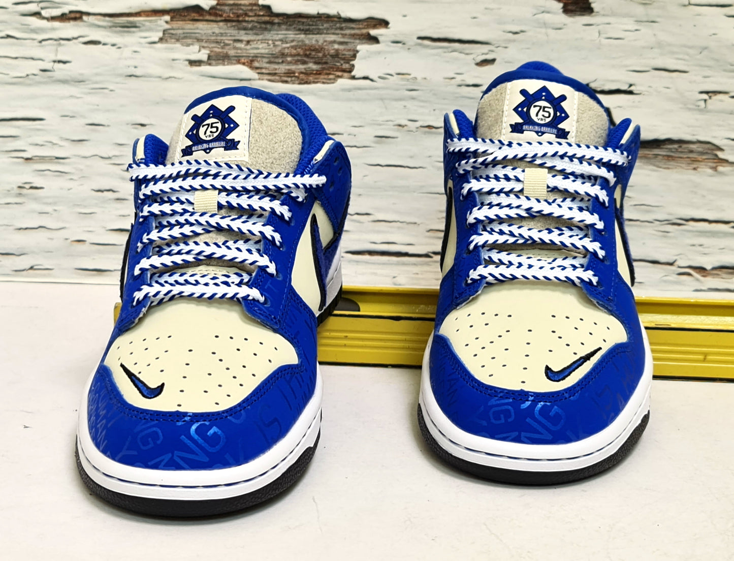 NKE DUNK LOW JACKIE ROBINSON 75TH ANNIVERSARY