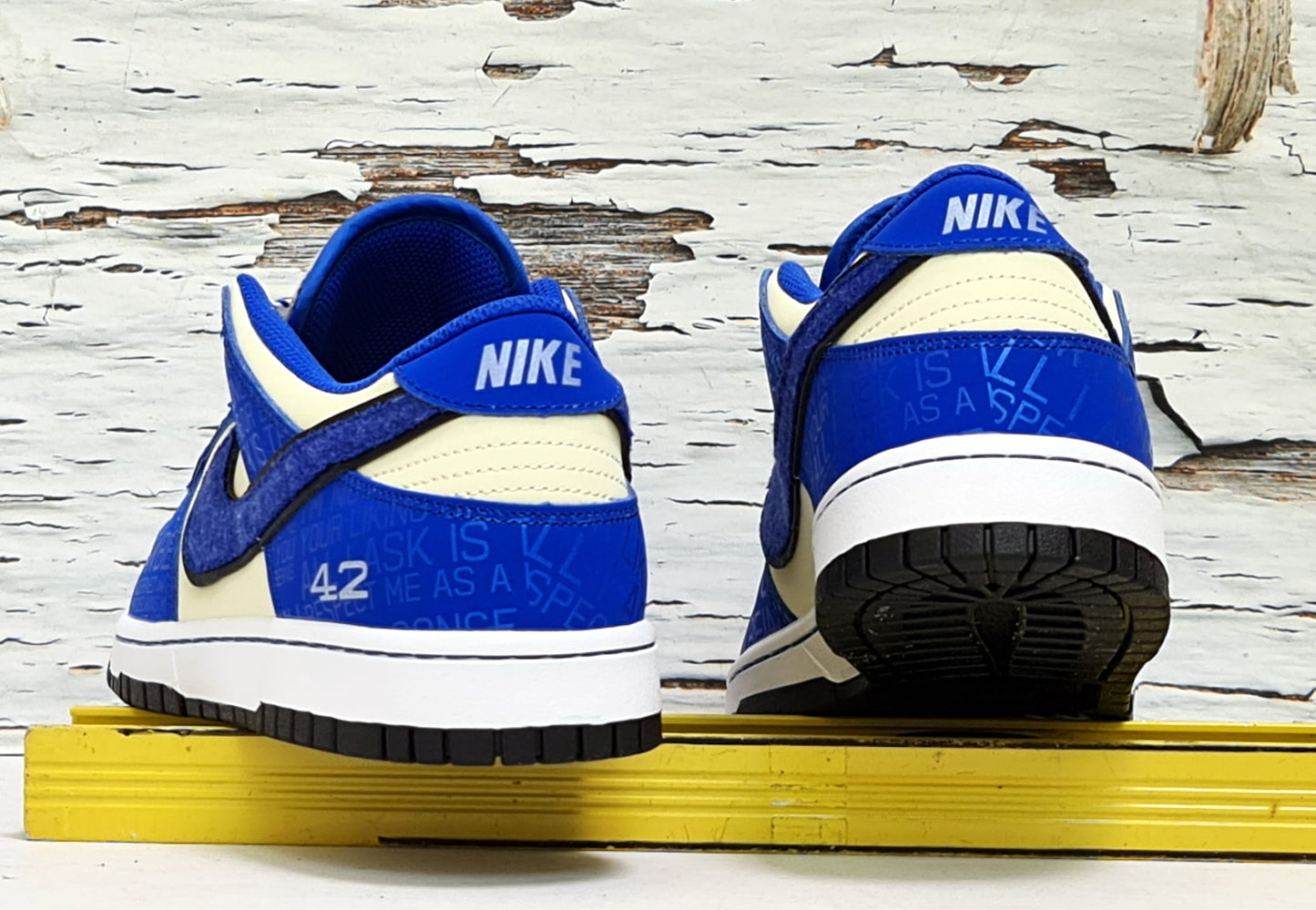 NKE DUNK LOW JACKIE ROBINSON 75TH ANNIVERSARY