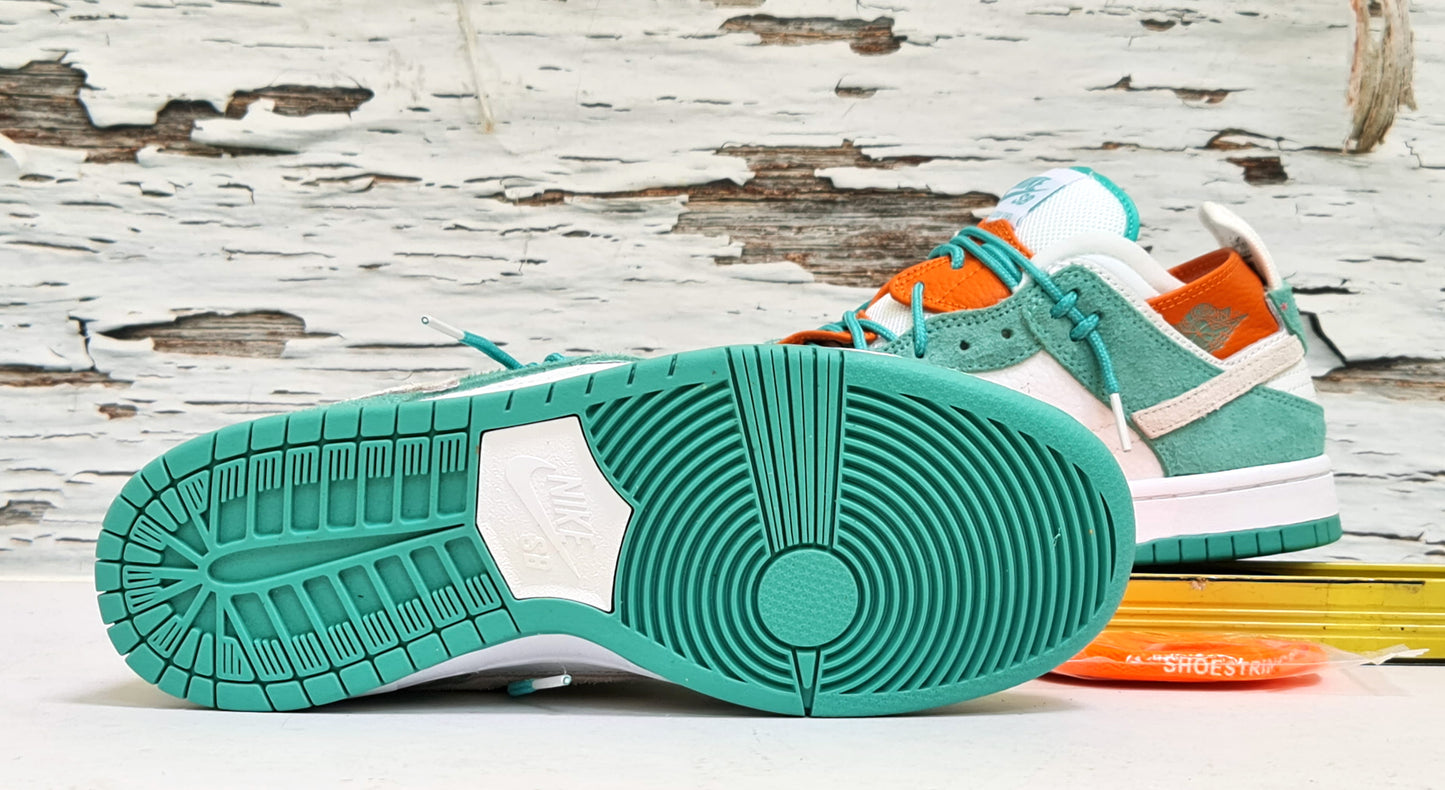 NKE SB EJDER TURBO GREEN OFF WHITE