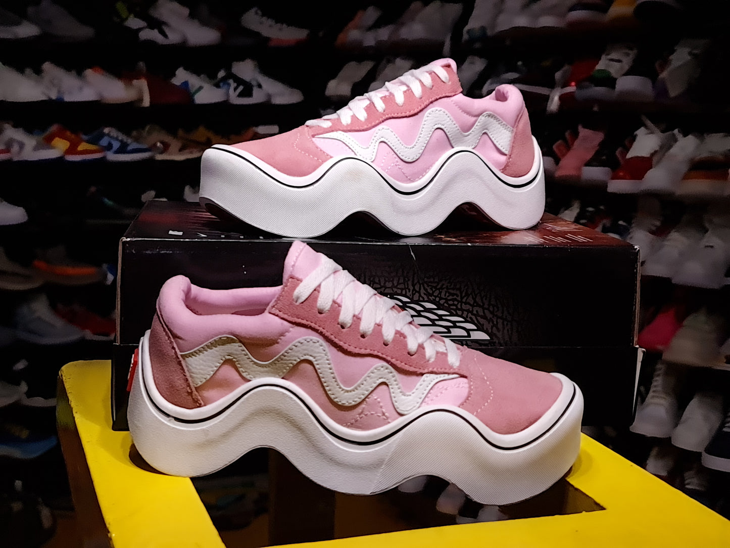VNS WAVE MSCHF PINK