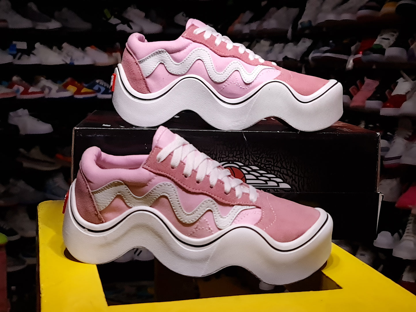 VNS WAVE MSCHF PINK