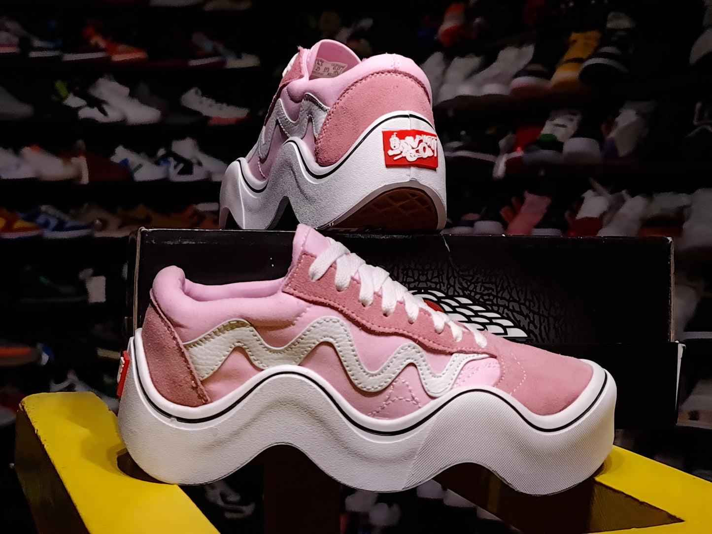 VNS WAVE MSCHF PINK