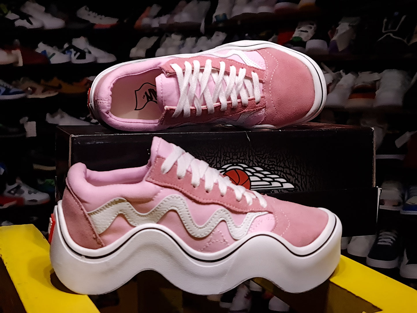 VNS WAVE MSCHF PINK