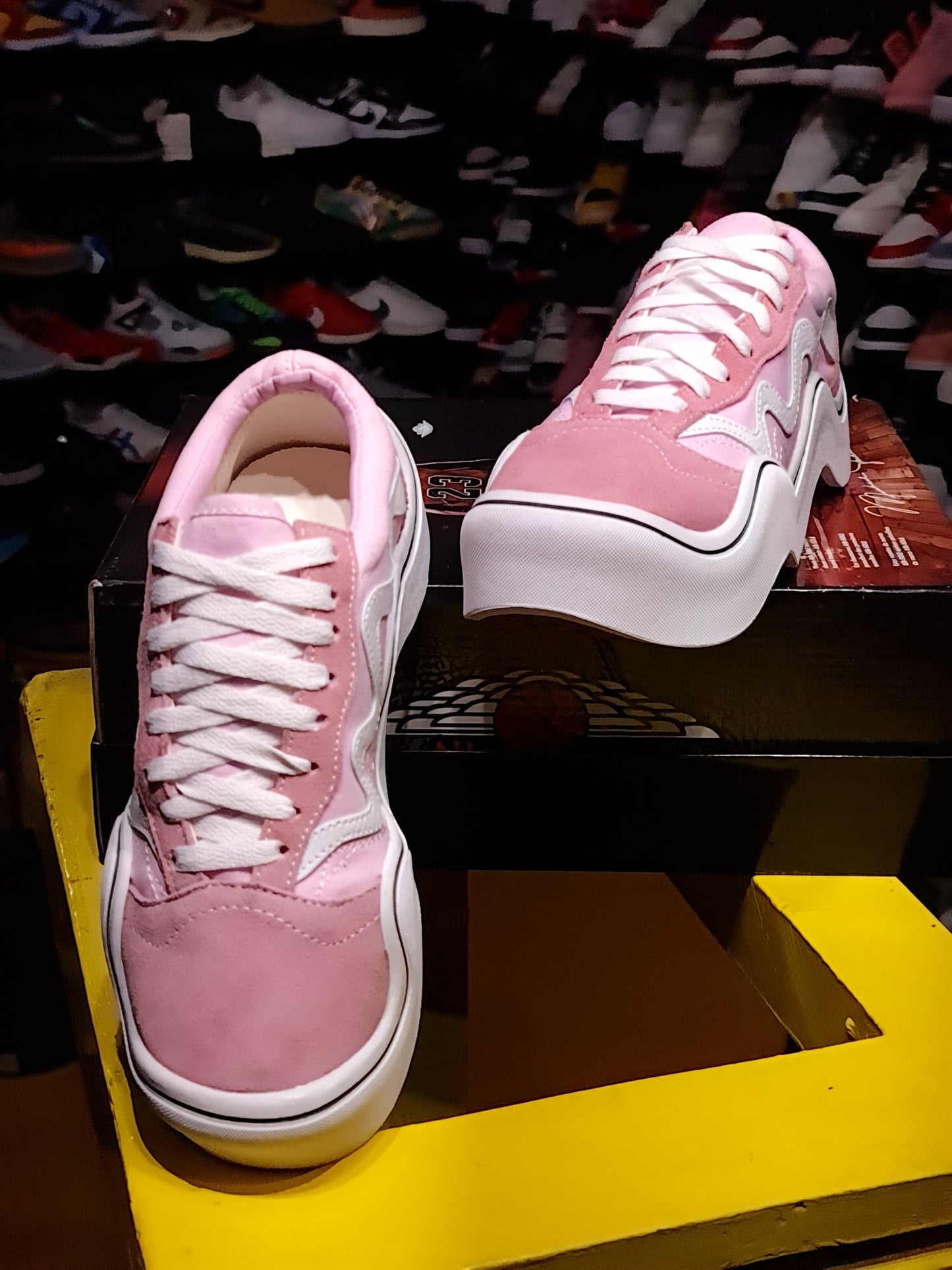 VNS WAVE MSCHF PINK