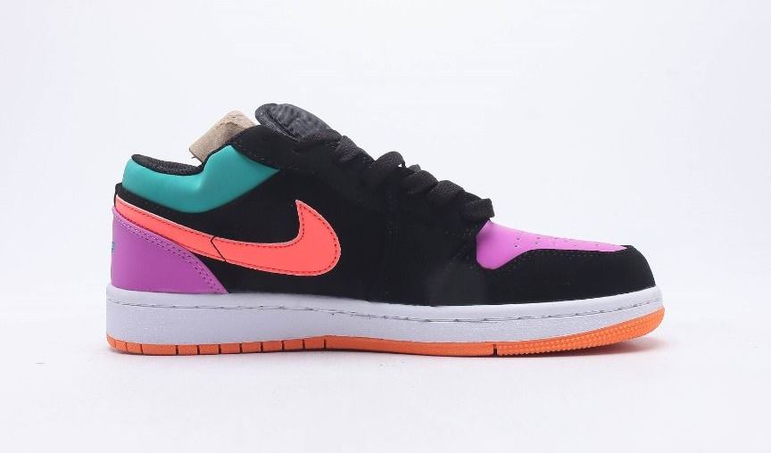 JRDN RETRO 1 LOW CANDY REFLECTIVE