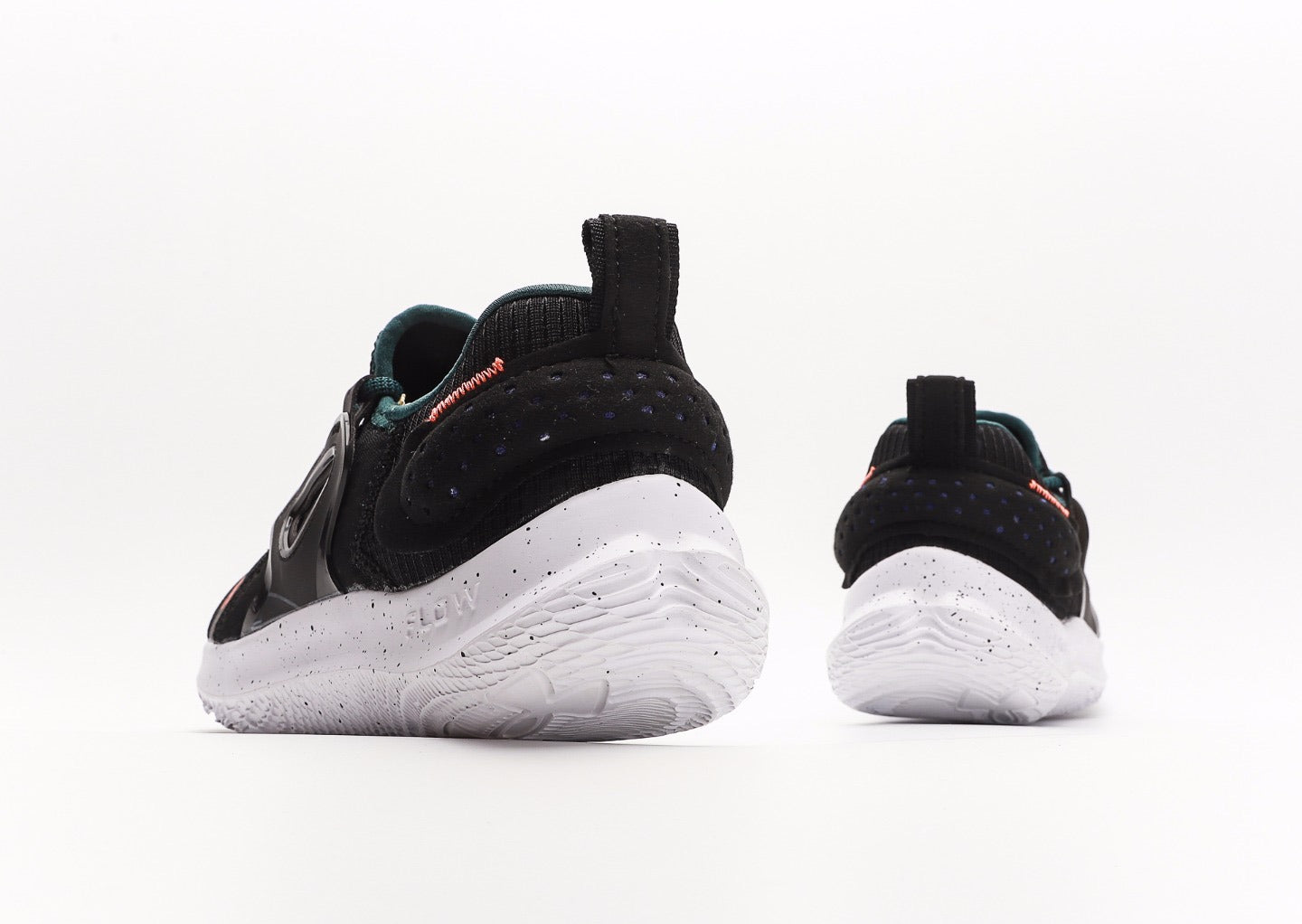 UND ARMR FLOW VELOCITI RUNNER