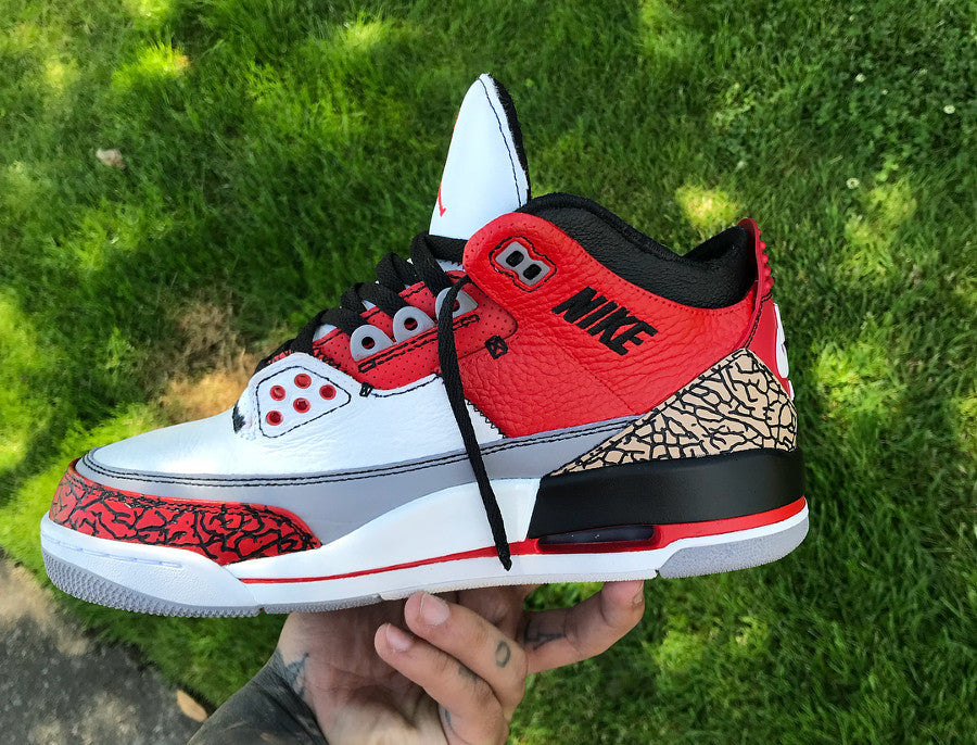 JRDN RETRO 3 OFF WHITE