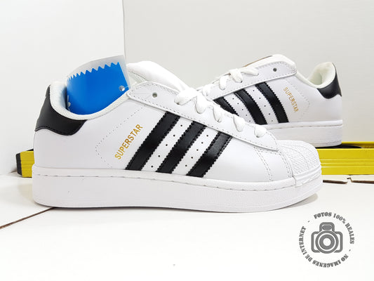 ADDS CONCHA SUPERSTAR FOUNDATION WHITE AND BLACK