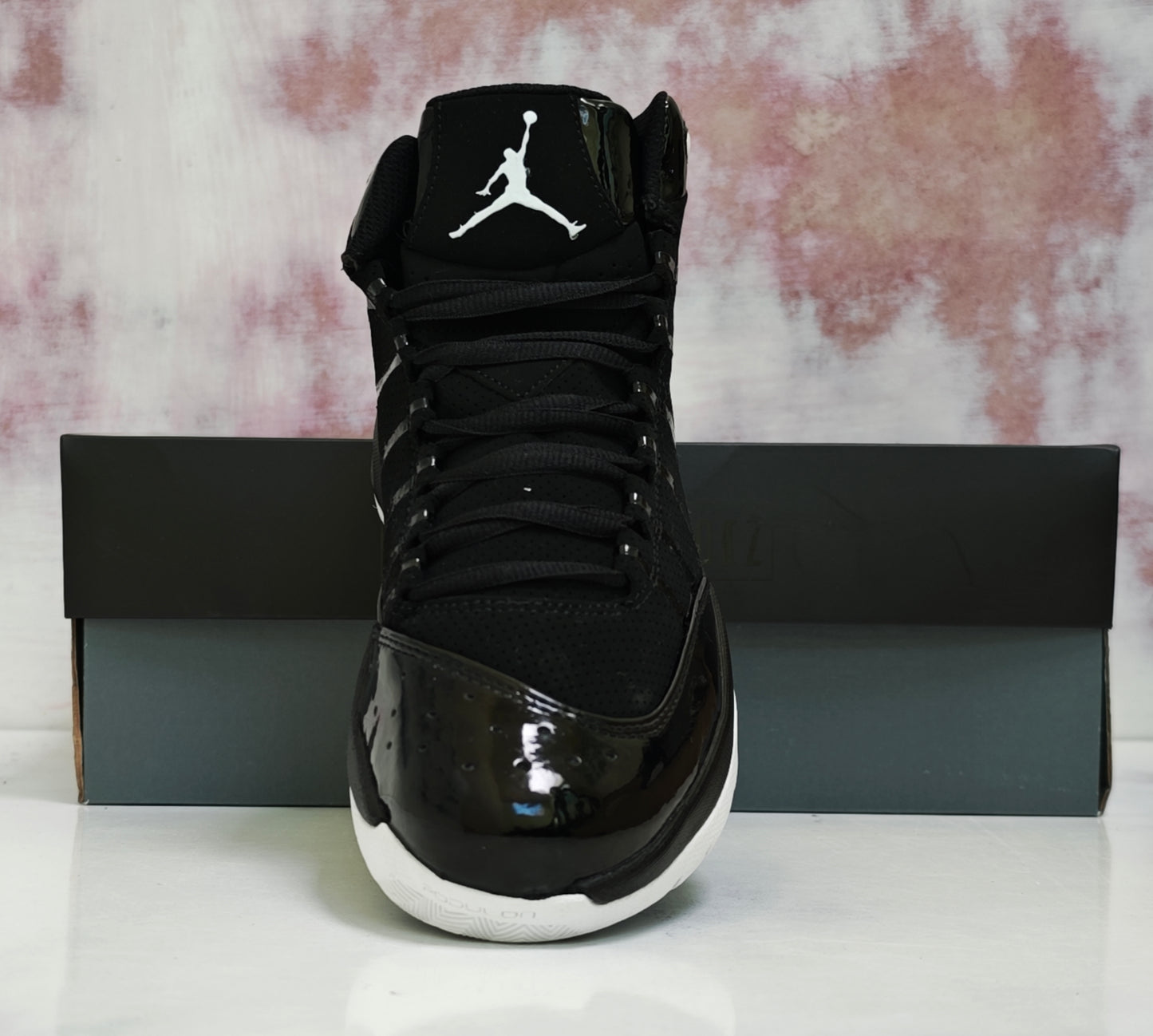 JRDN RETRO PLAY IN THESE