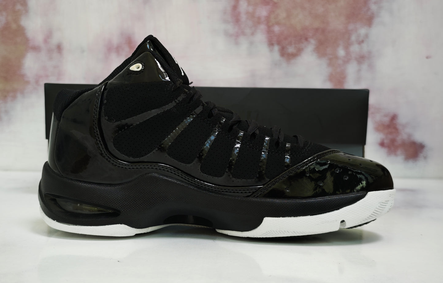 JRDN RETRO PLAY IN THESE