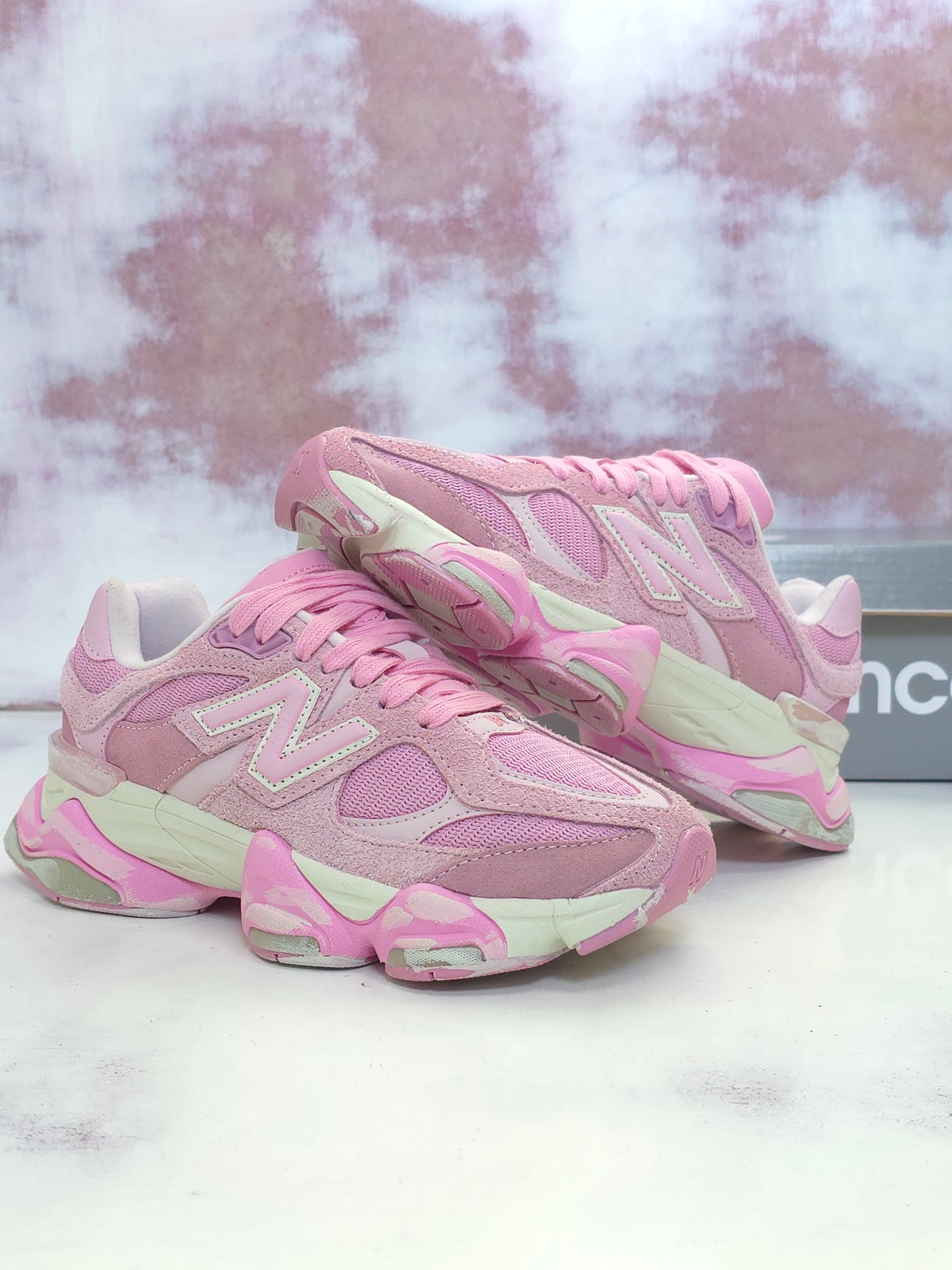 NW BALANCE 9060 OVERDYE PINK